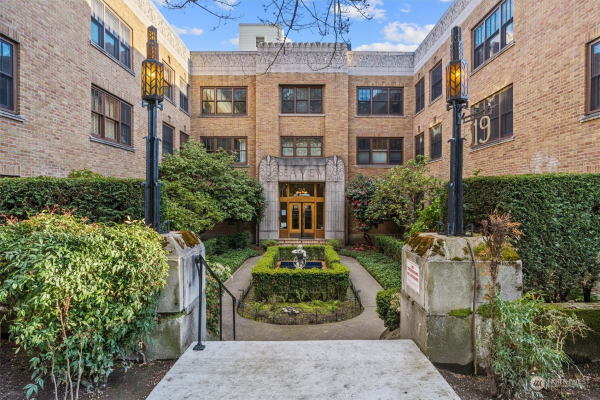 519 W Roy Street #112, Seattle, WA 98119, Seattle