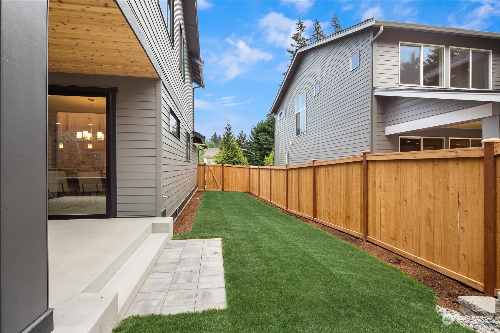 Listing 2061381 - Large Photo # 39