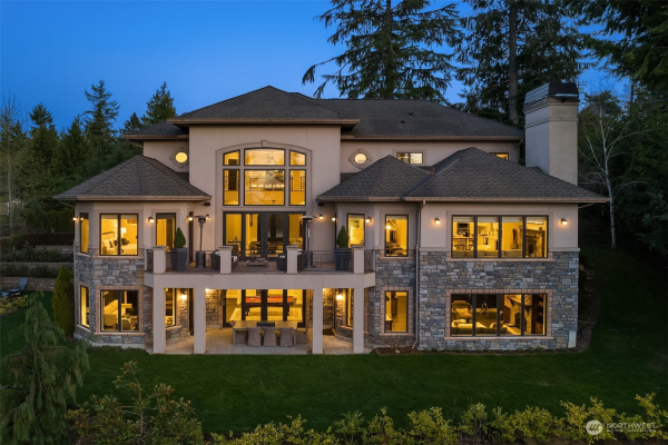 17473 SE Cougar Mountain Drive , Bellevue, WA 98006, Bellevue