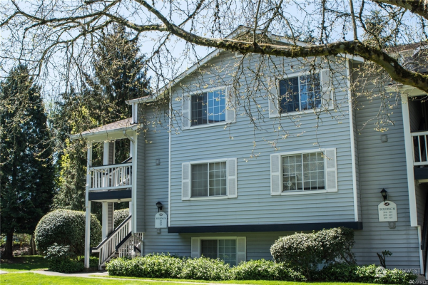 7453 133rd Avenue SE #M305, Newcastle, WA 98059, Newcastle