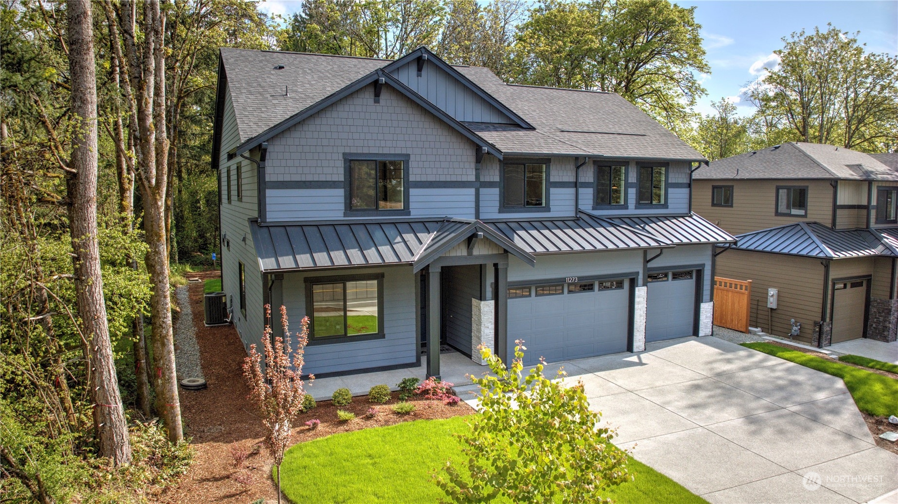 Listing 2066596 - Large Photo # 3