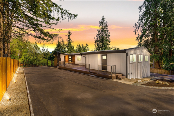 19047 SE 161st Street , Renton, WA 98058-0943, Renton