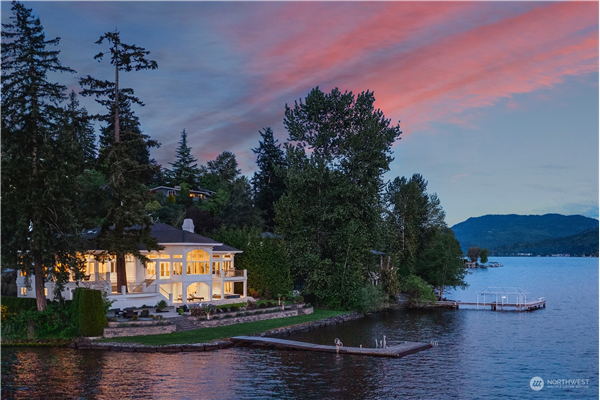 2005 E Lake Sammamish Place SE, Sammamish, WA 98075, Sammamish