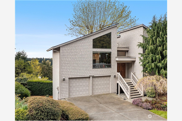 13505 SE 50th Place , Bellevue, WA 98006-3464, Bellevue