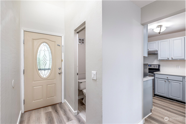 6049 139th Avenue NE #143, Redmond, WA 98052, Redmond