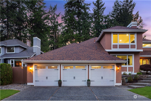 3001 223rd Avenue NE, Sammamish, WA 98074-2820, Sammamish