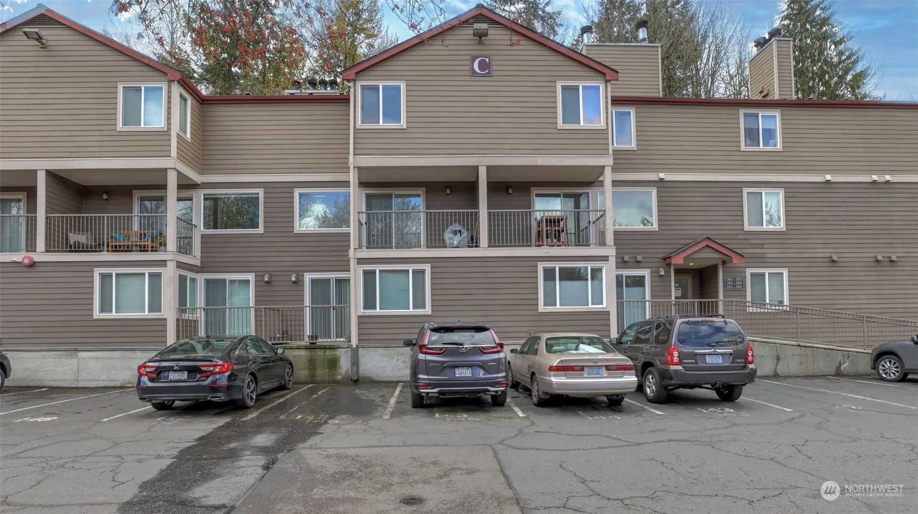 700 Front Street S #C105, Issaquah, WA 98027