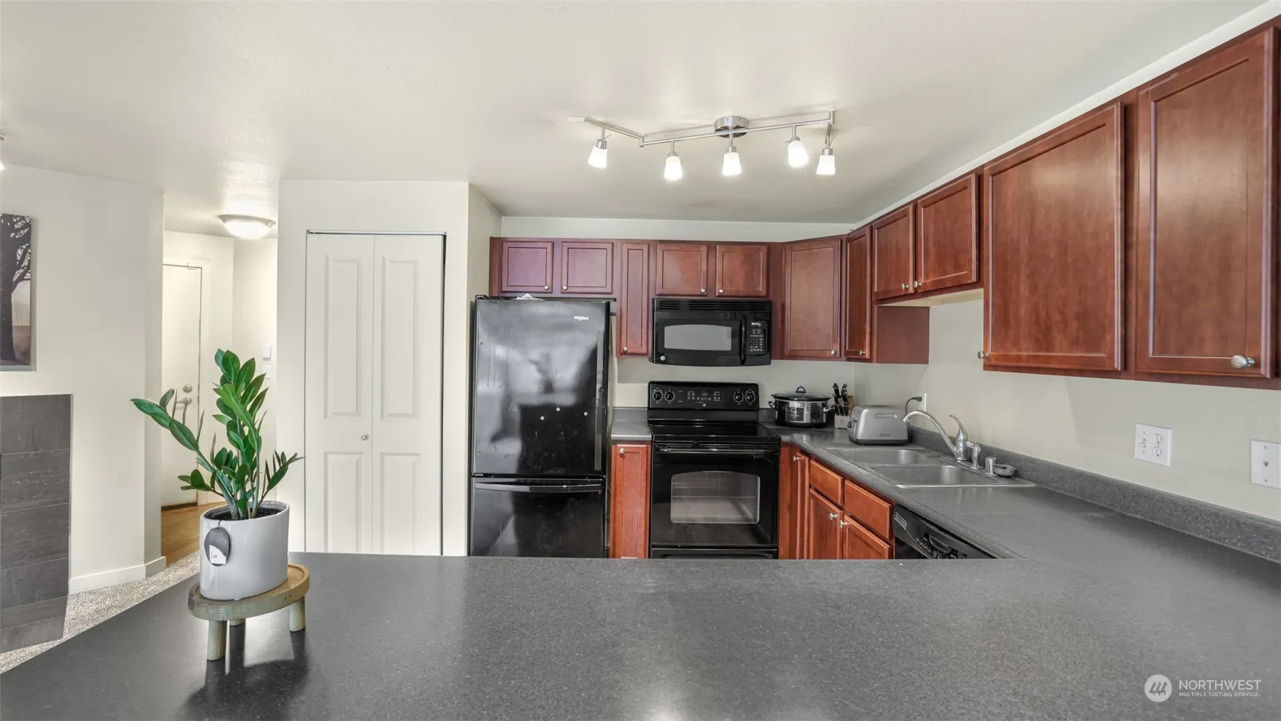 700 Front Street S #C105, Issaquah, WA 98027