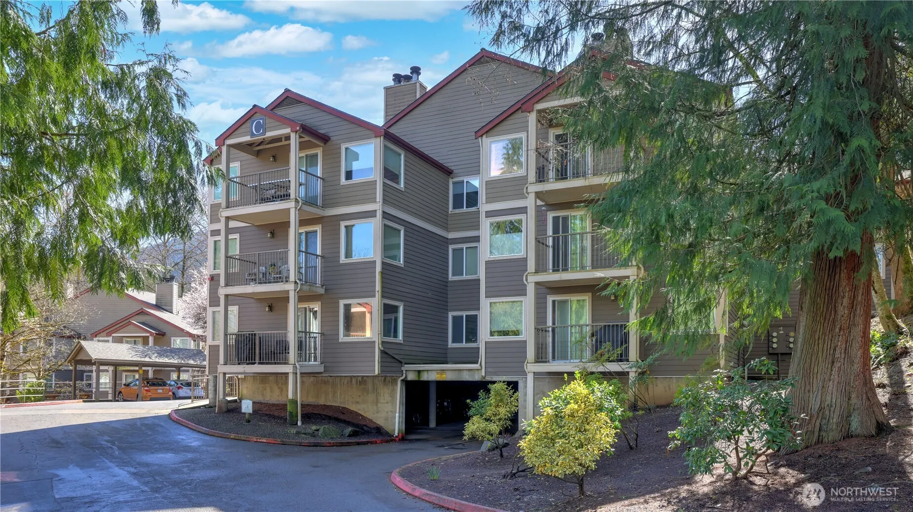 700 Front Street S #C105, Issaquah, WA 98027