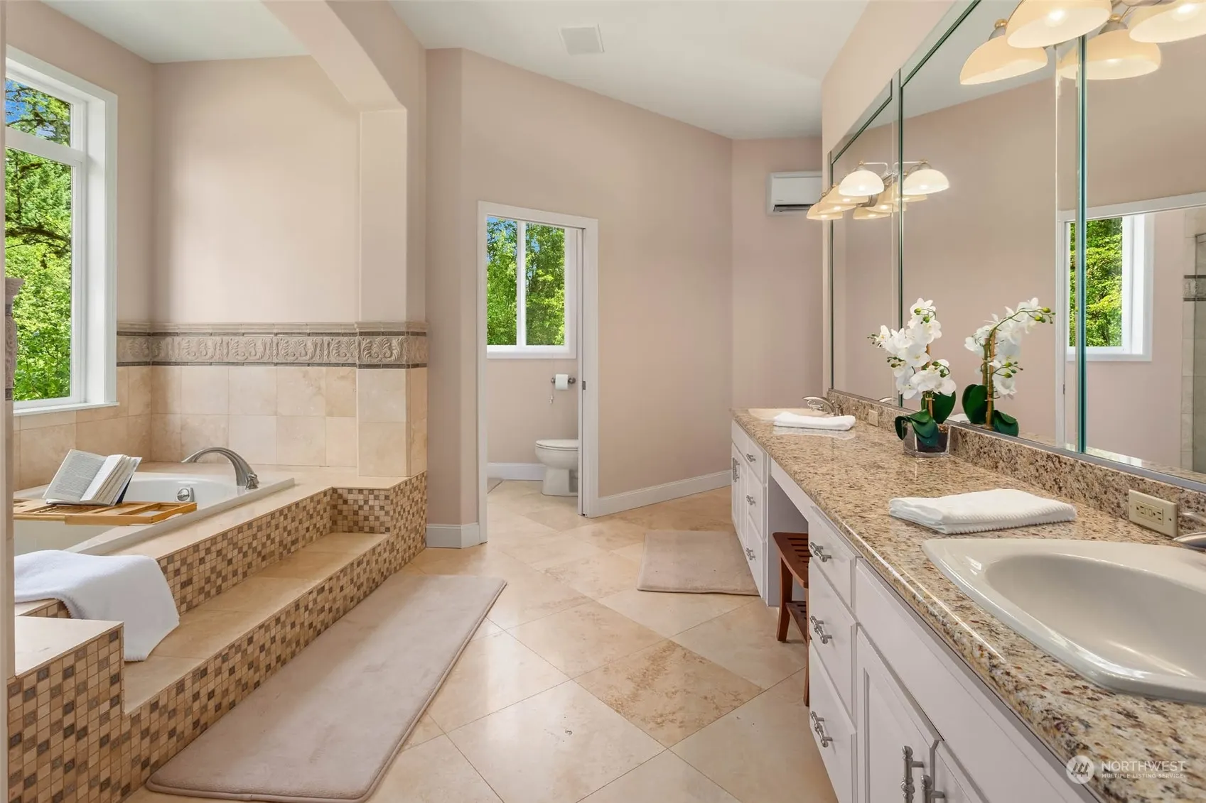 21315 SE 11th Street , Sammamish, WA 98075