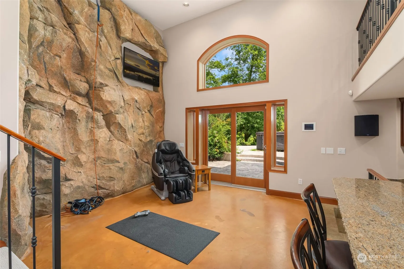 21315 SE 11th Street , Sammamish, WA 98075
