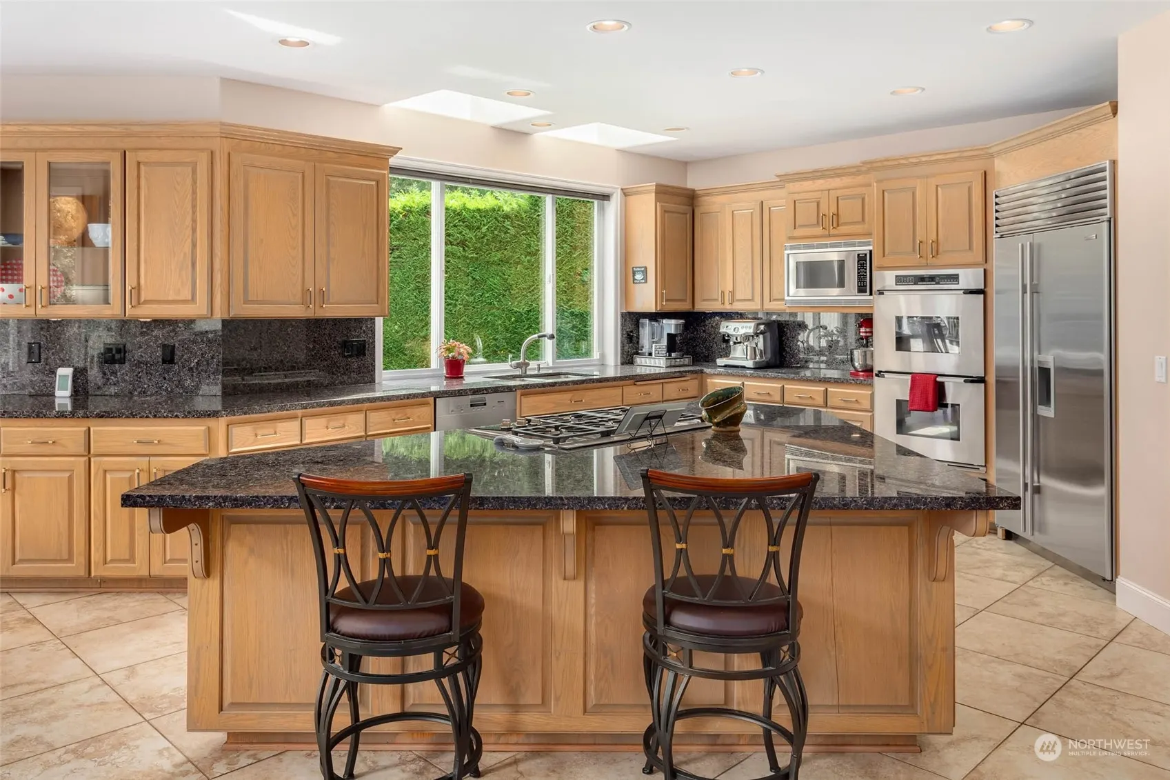 21315 SE 11th Street , Sammamish, WA 98075