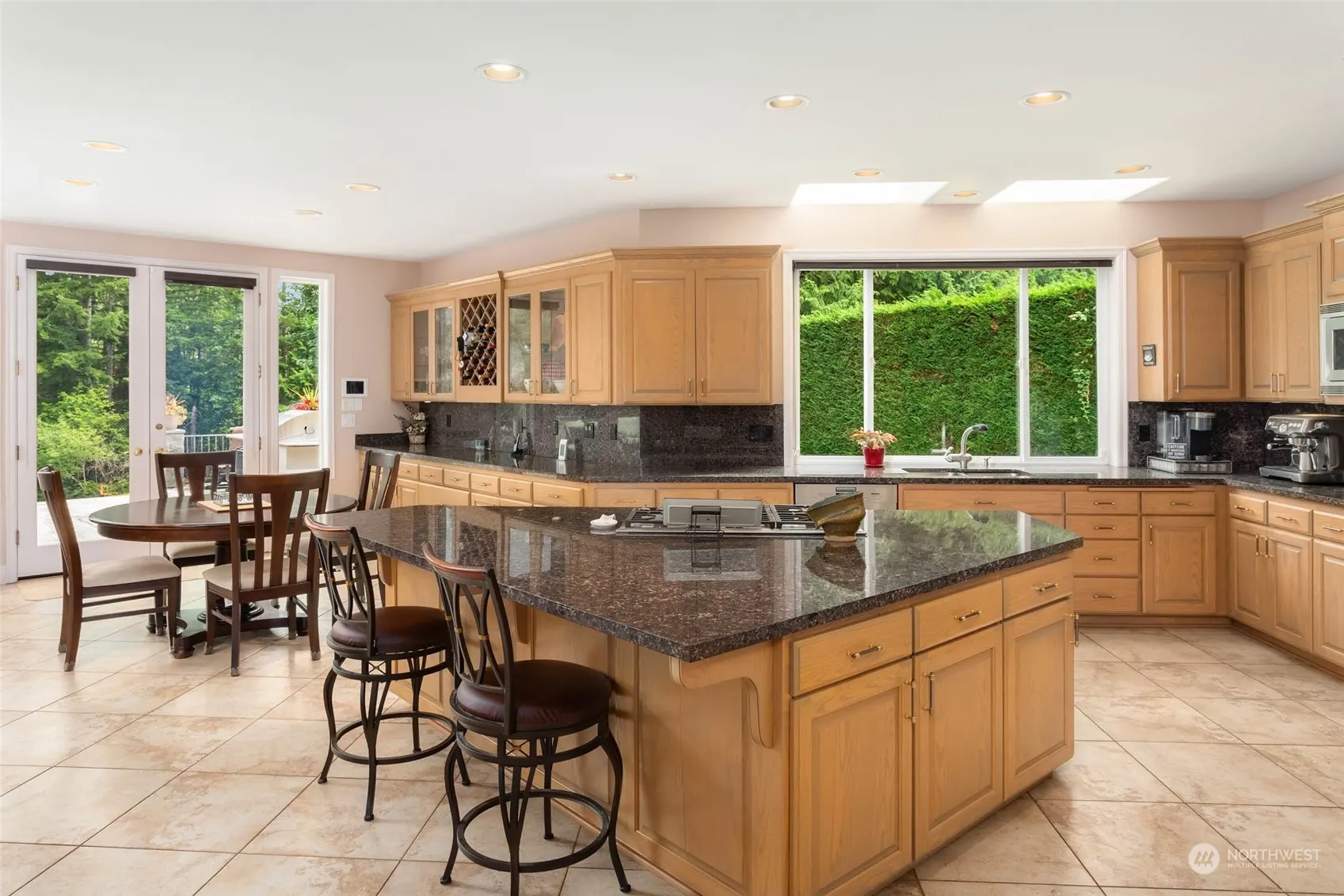 21315 SE 11th Street , Sammamish, WA 98075