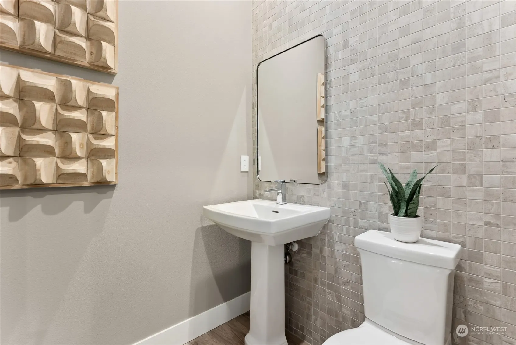 14470 133rd Place NE #3, Woodinville, WA 98072