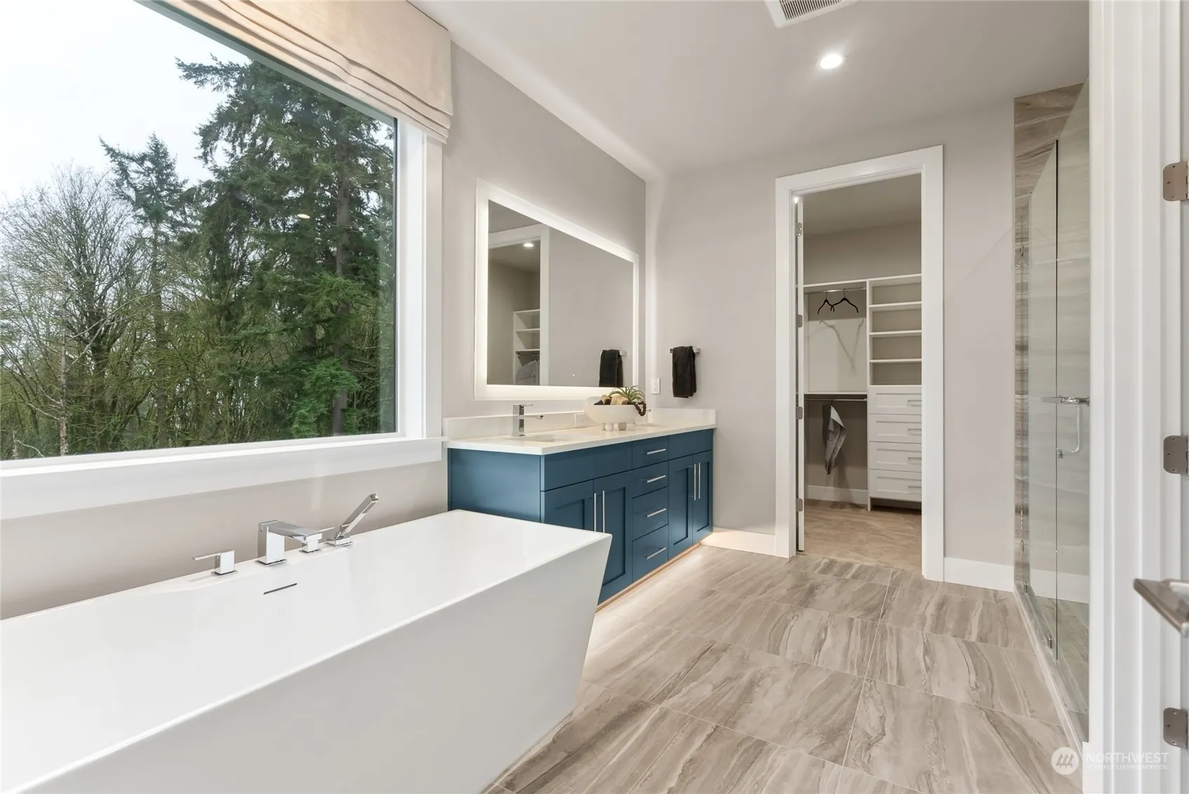 14470 133rd Place NE #3, Woodinville, WA 98072