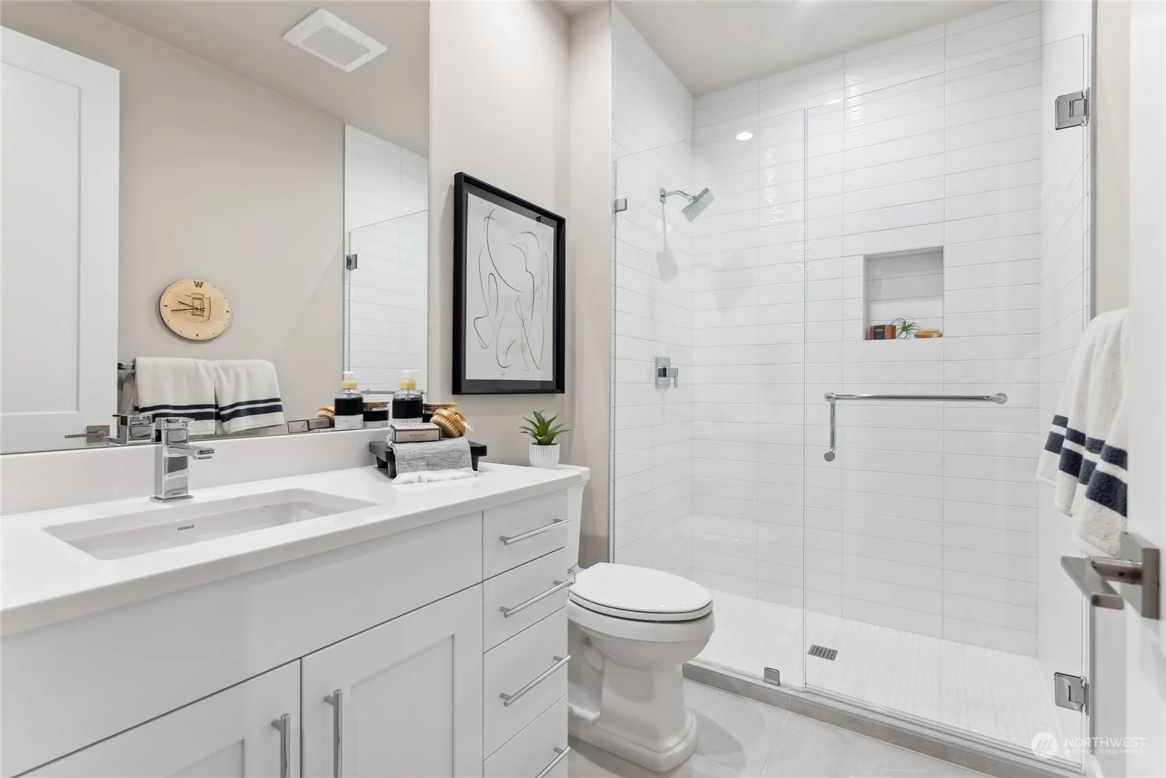 14470 133rd Place NE #3, Woodinville, WA 98072