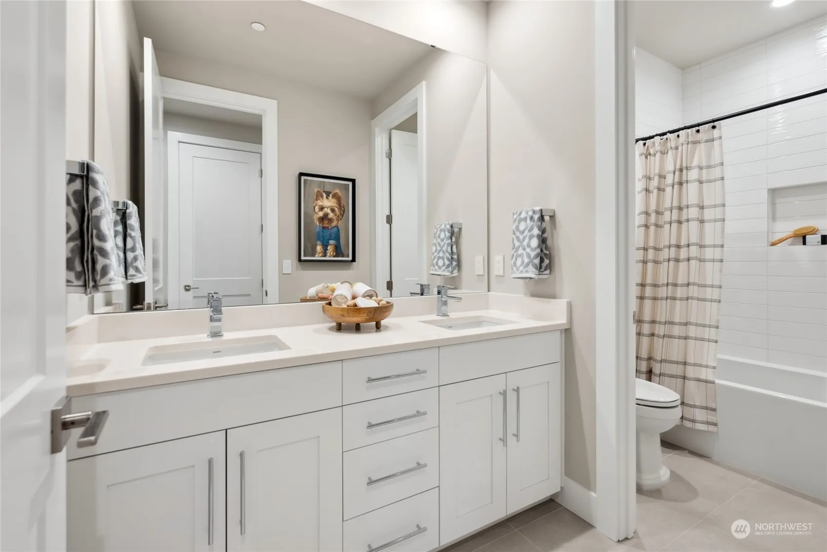 14470 133rd Place NE #3, Woodinville, WA 98072