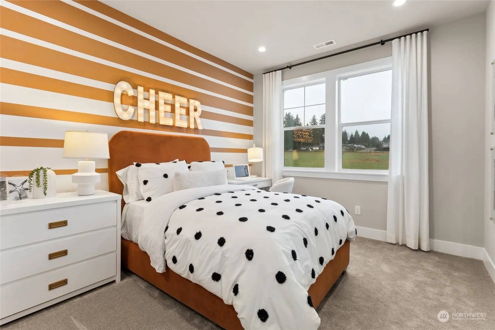 14470 133rd Place NE #3, Woodinville, WA 98072