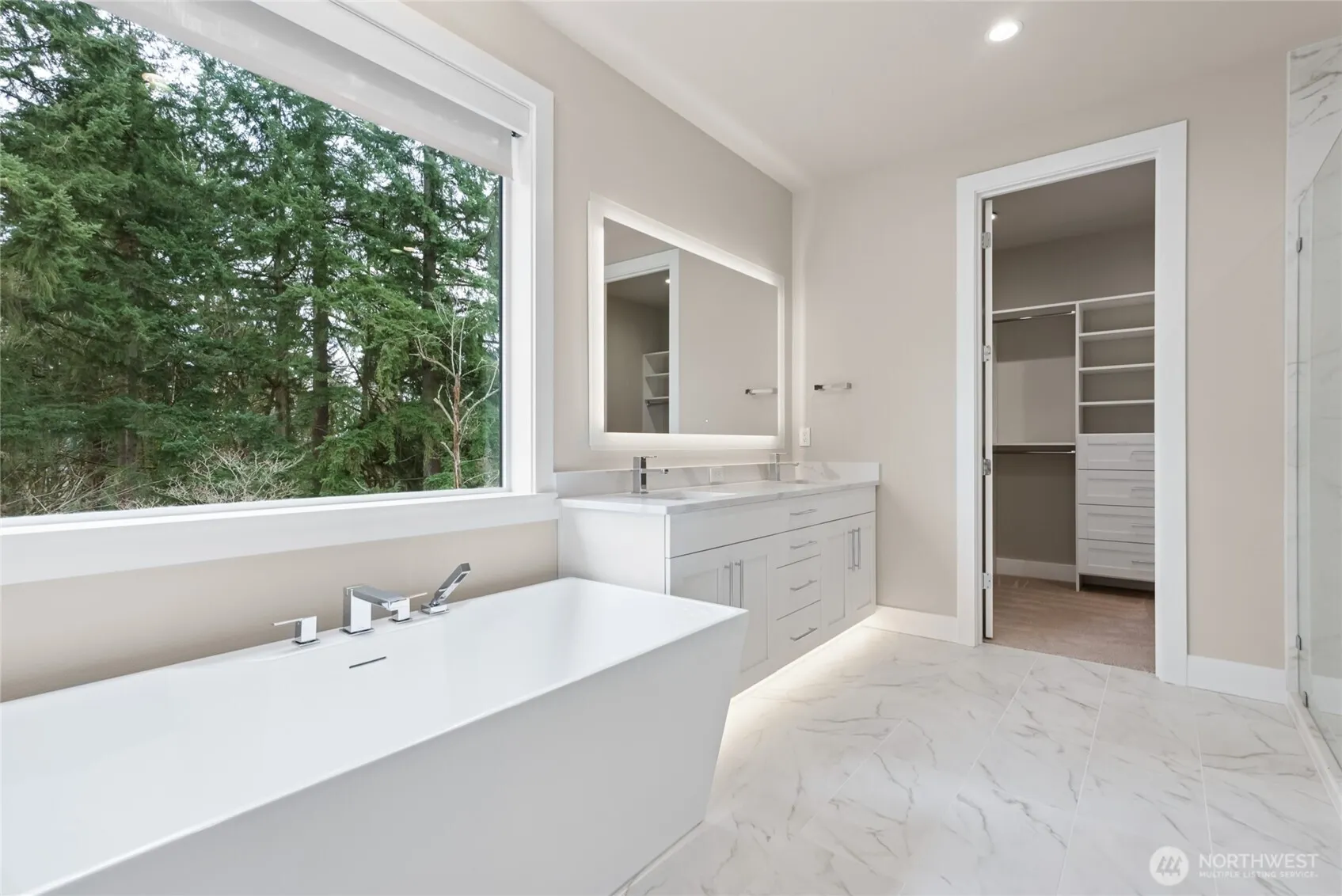 14470 133rd Place NE #3, Woodinville, WA 98072