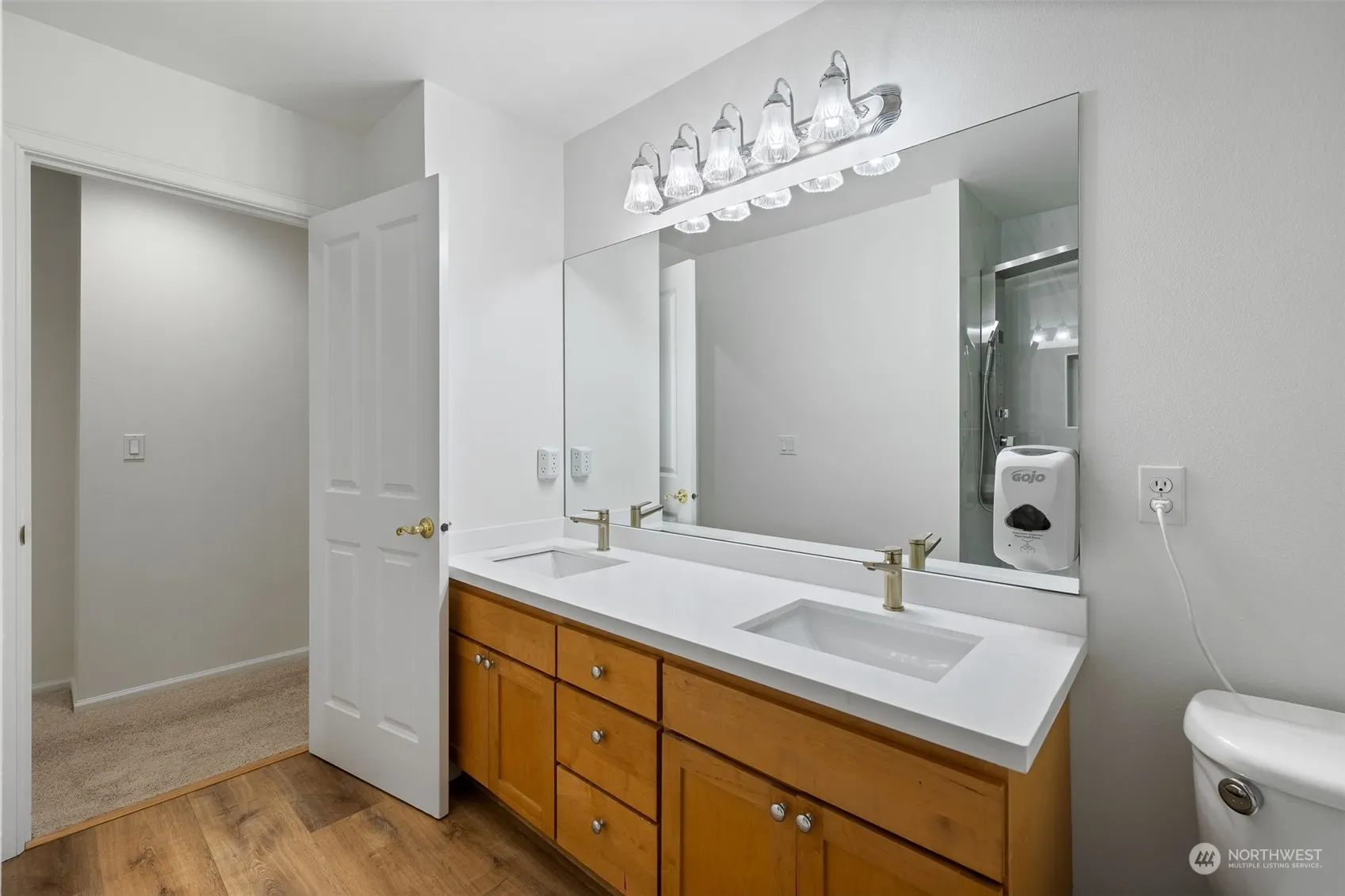15733 NE 165th St , Woodinville, WA 98072