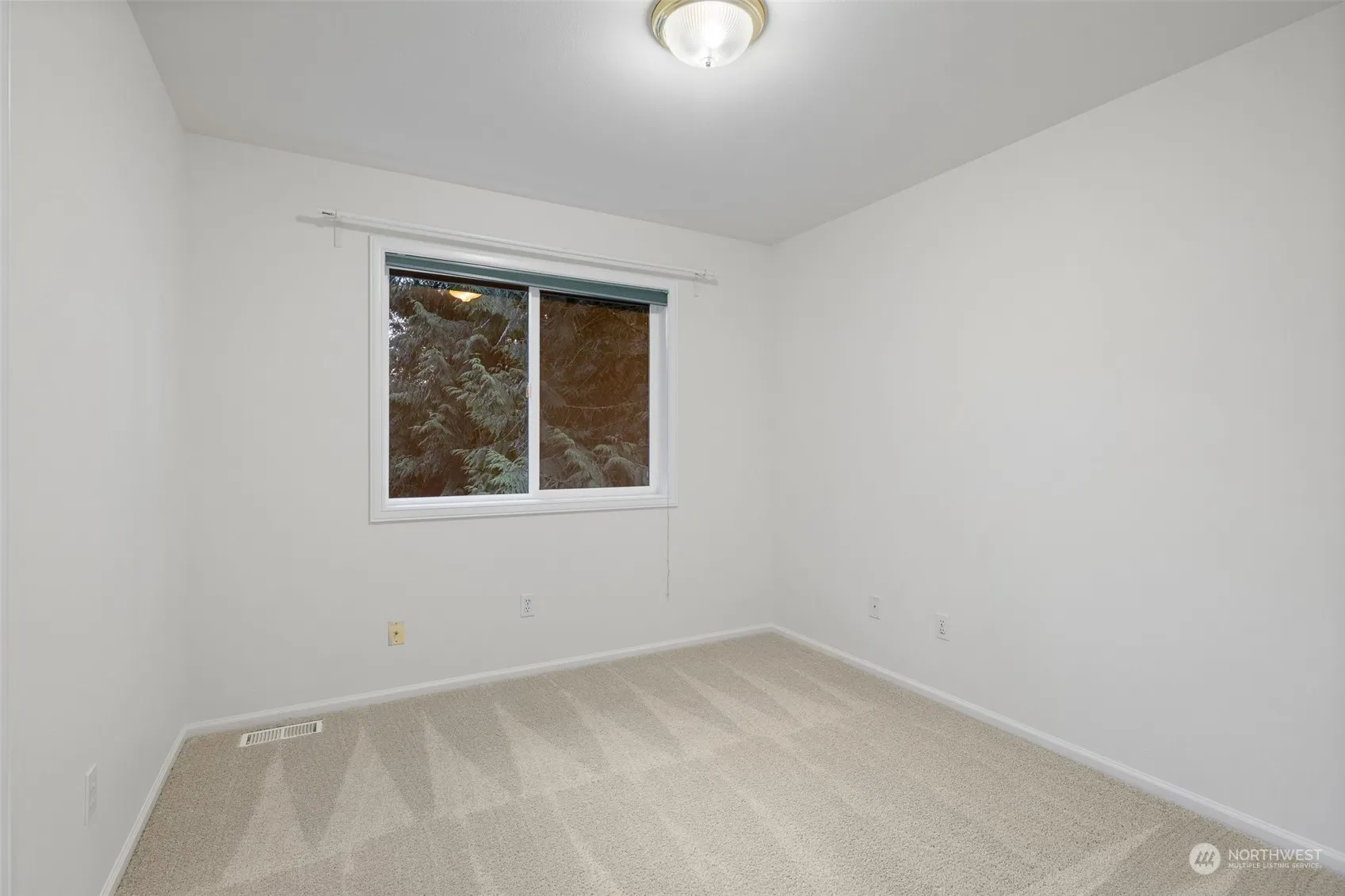 15733 NE 165th St , Woodinville, WA 98072