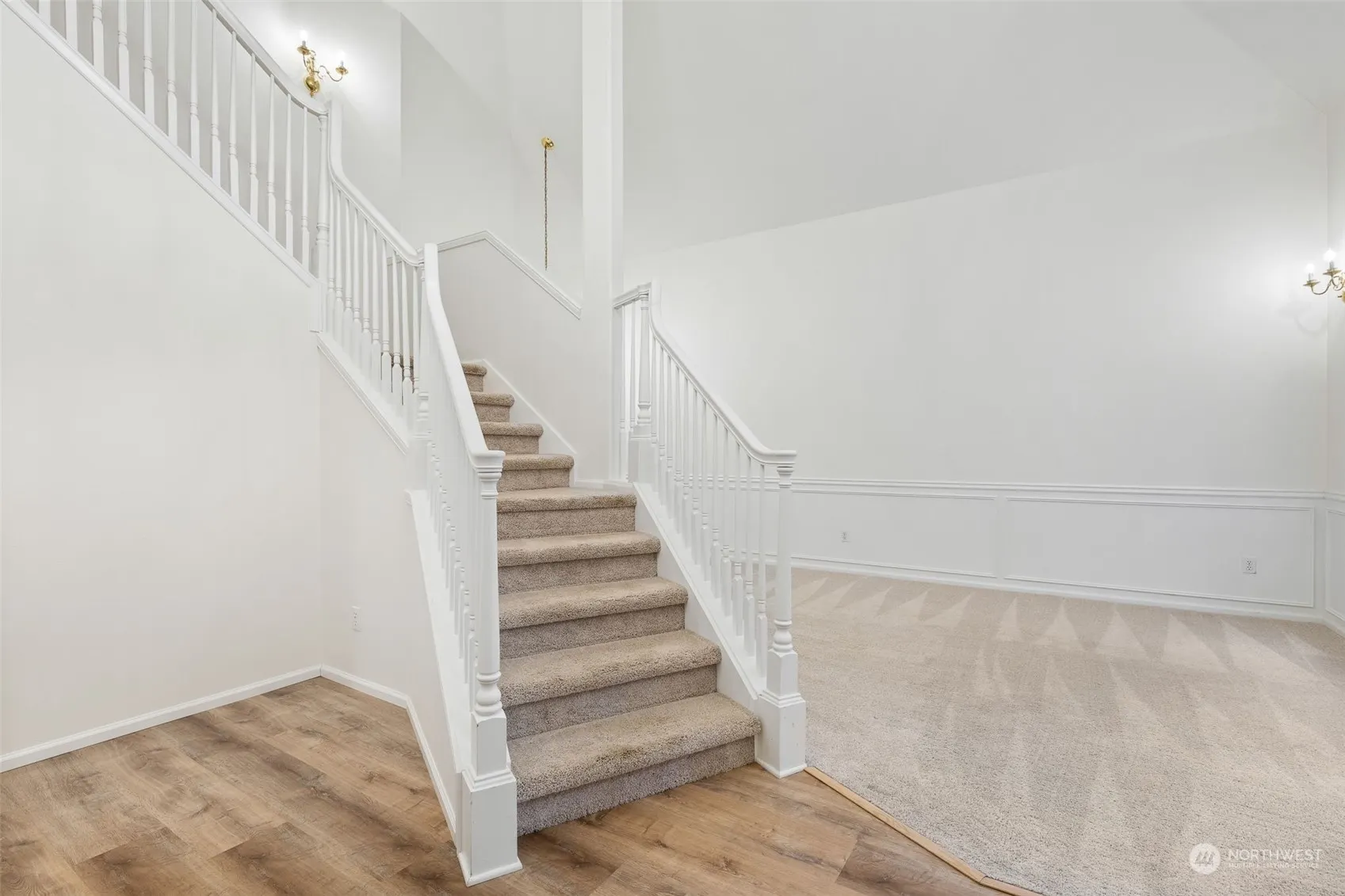 15733 NE 165th St , Woodinville, WA 98072