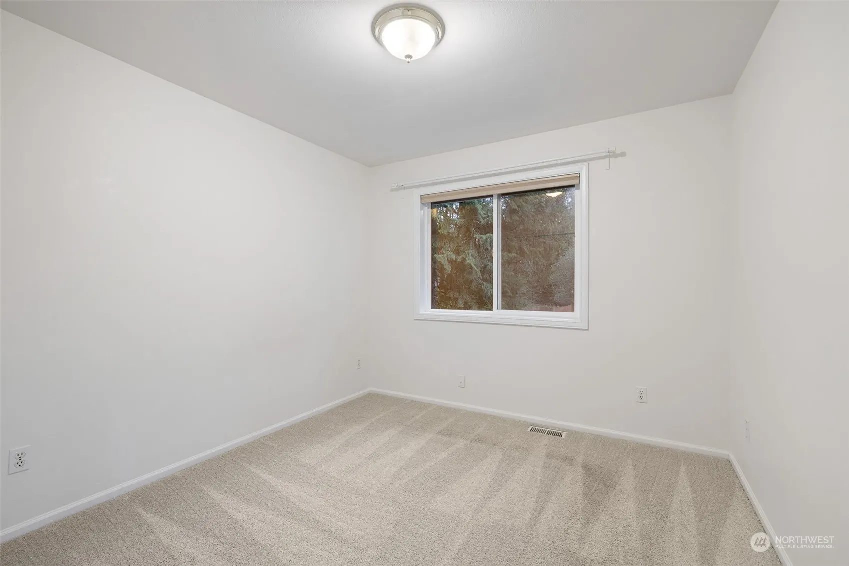 15733 NE 165th St , Woodinville, WA 98072