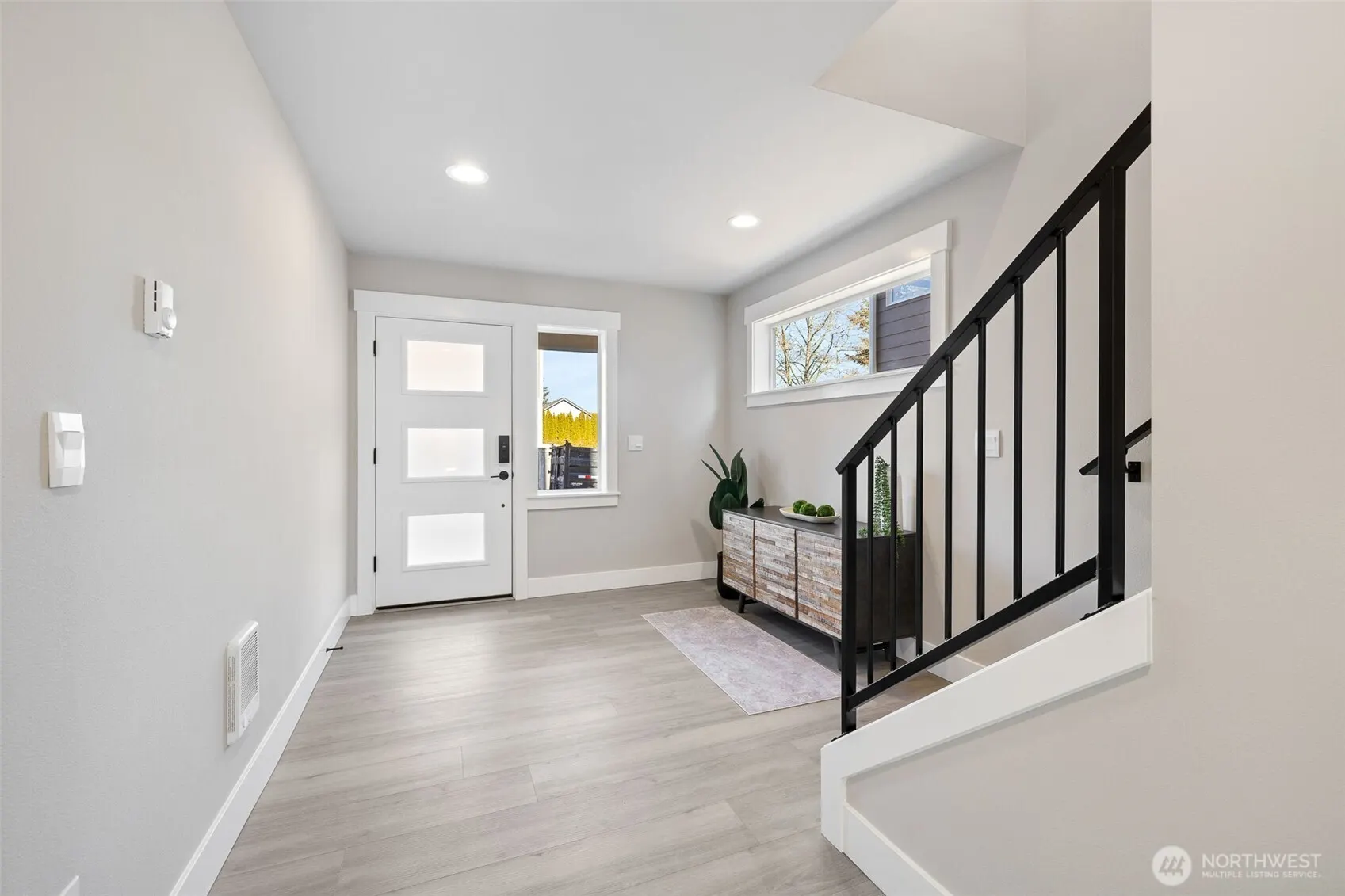 1102 168th Street SW, Lynnwood, WA 98037