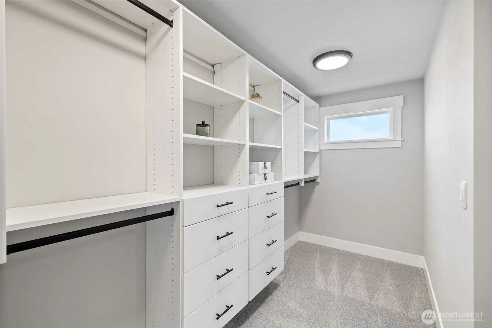 1102 168th Street SW, Lynnwood, WA 98037