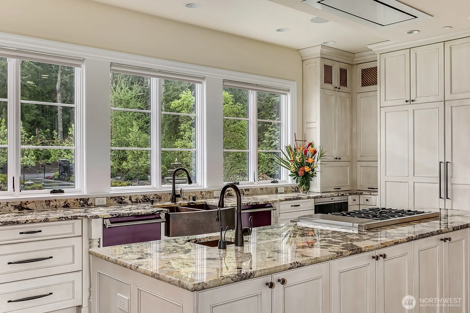 27216 SE Grand Ridge Drive , Issaquah, WA 98029