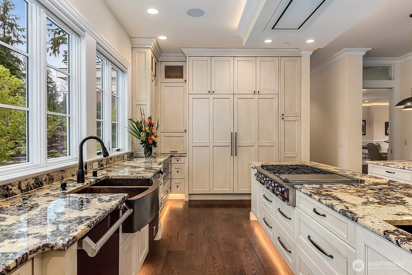 27216 SE Grand Ridge Drive , Issaquah, WA 98029
