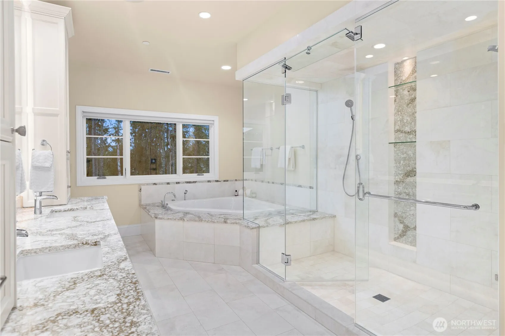 27216 SE Grand Ridge Drive , Issaquah, WA 98029