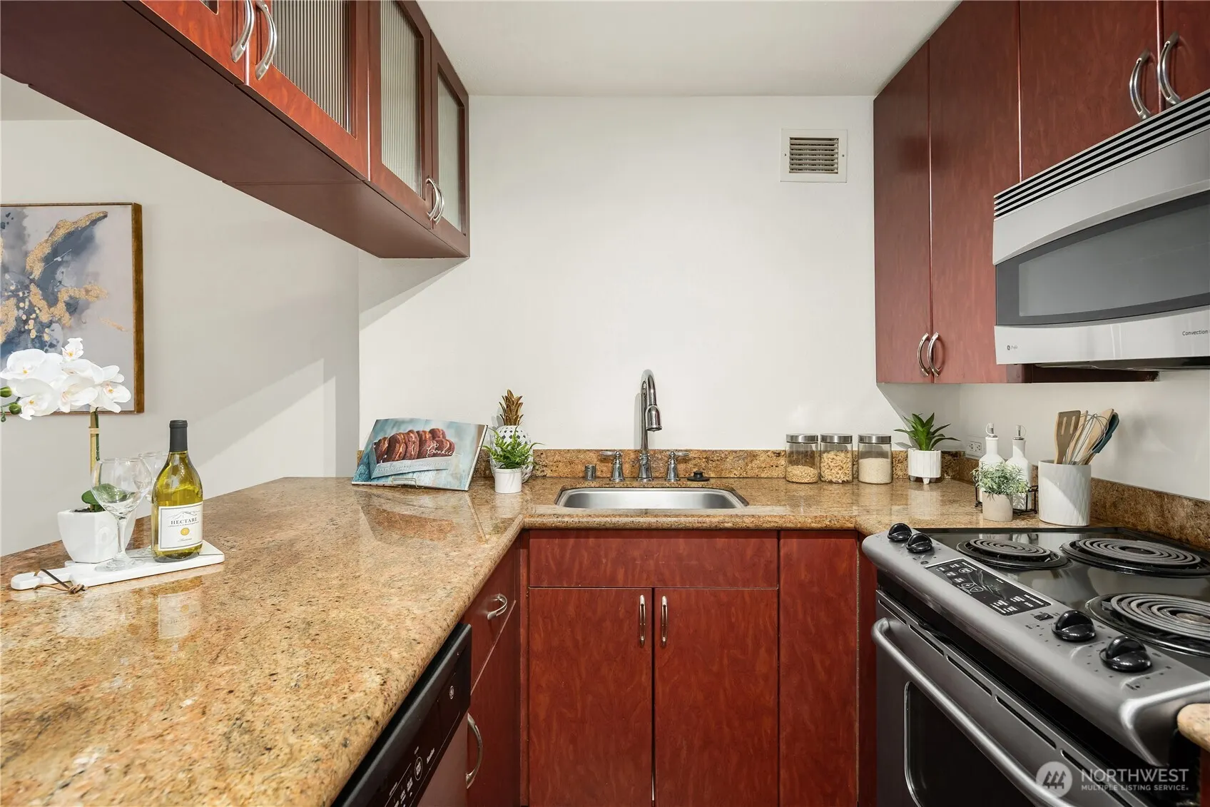 1105 Spring Street #401, Seattle, WA 98104