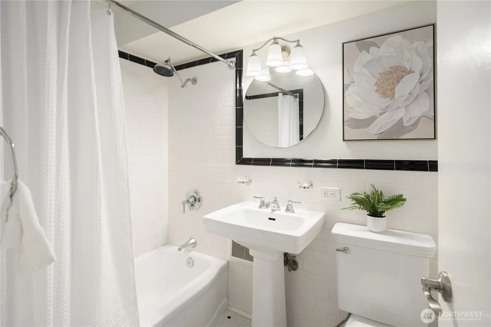 1105 Spring Street #401, Seattle, WA 98104