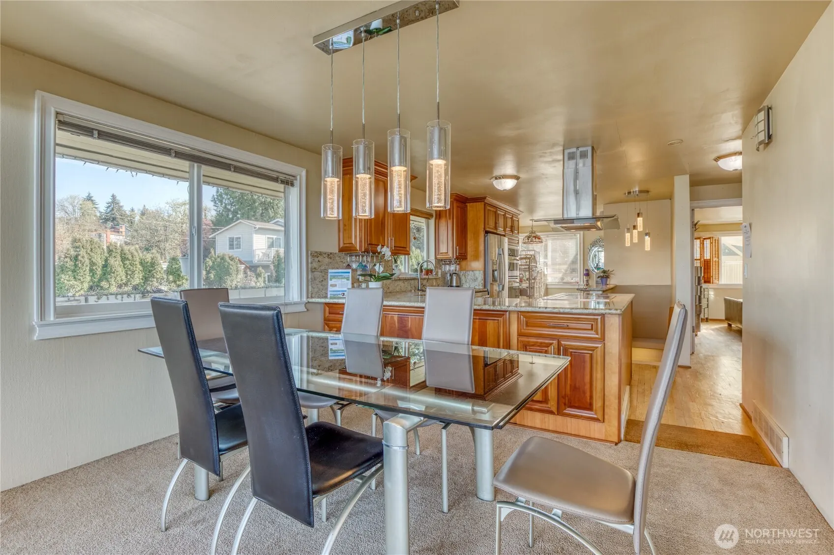 10008 Rainier Avenue S, Seattle, WA 98178