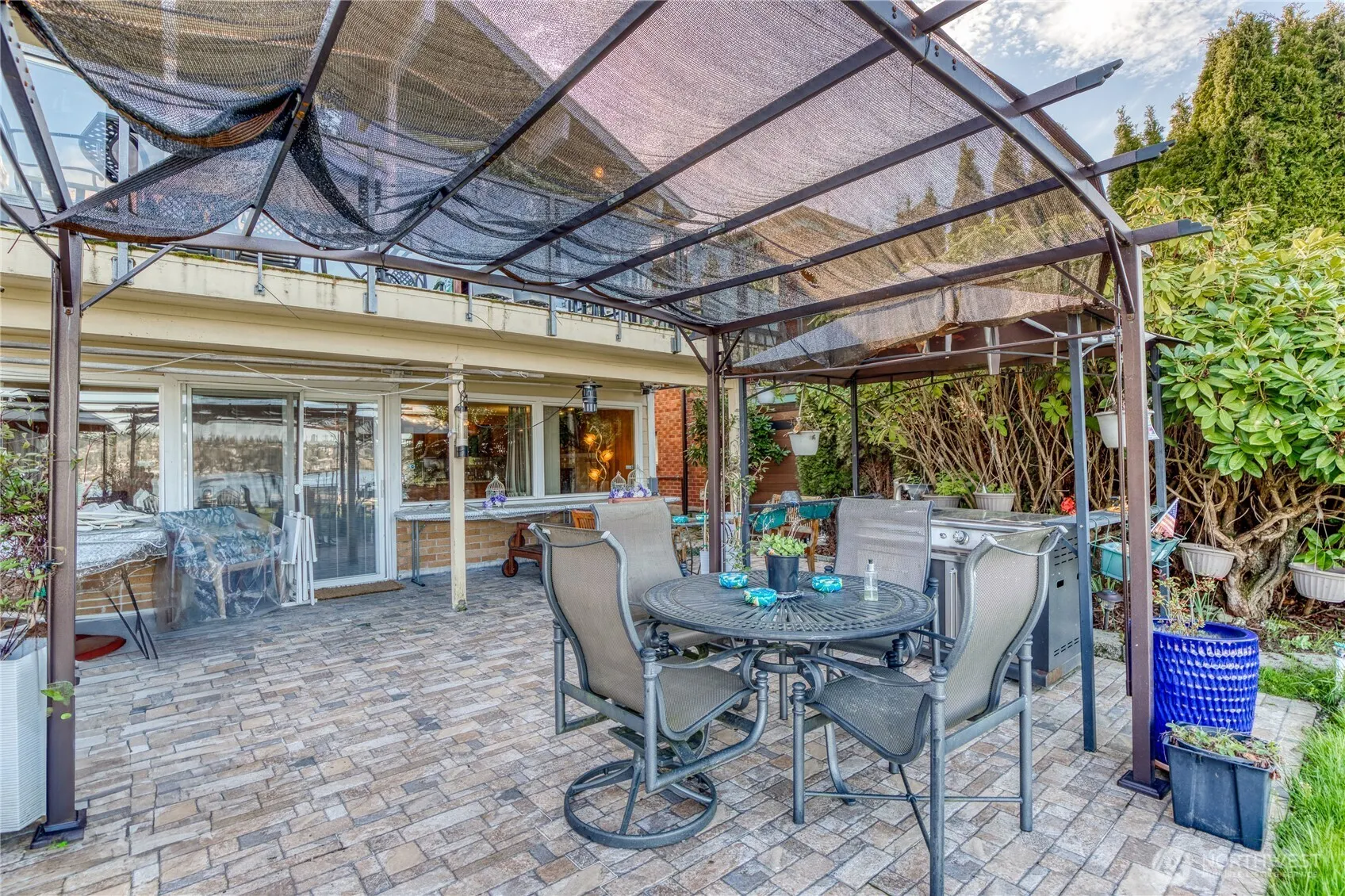 10008 Rainier Avenue S, Seattle, WA 98178