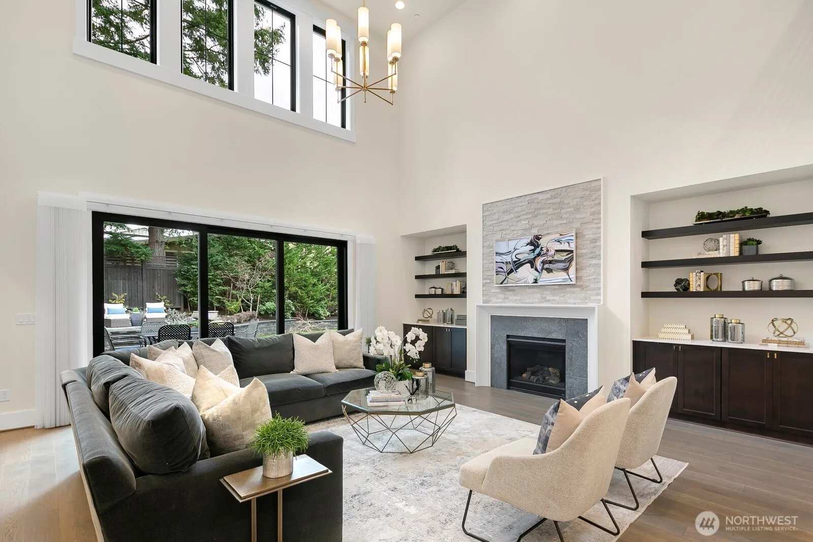 10906 SE 28th Street , Bellevue, WA 98004