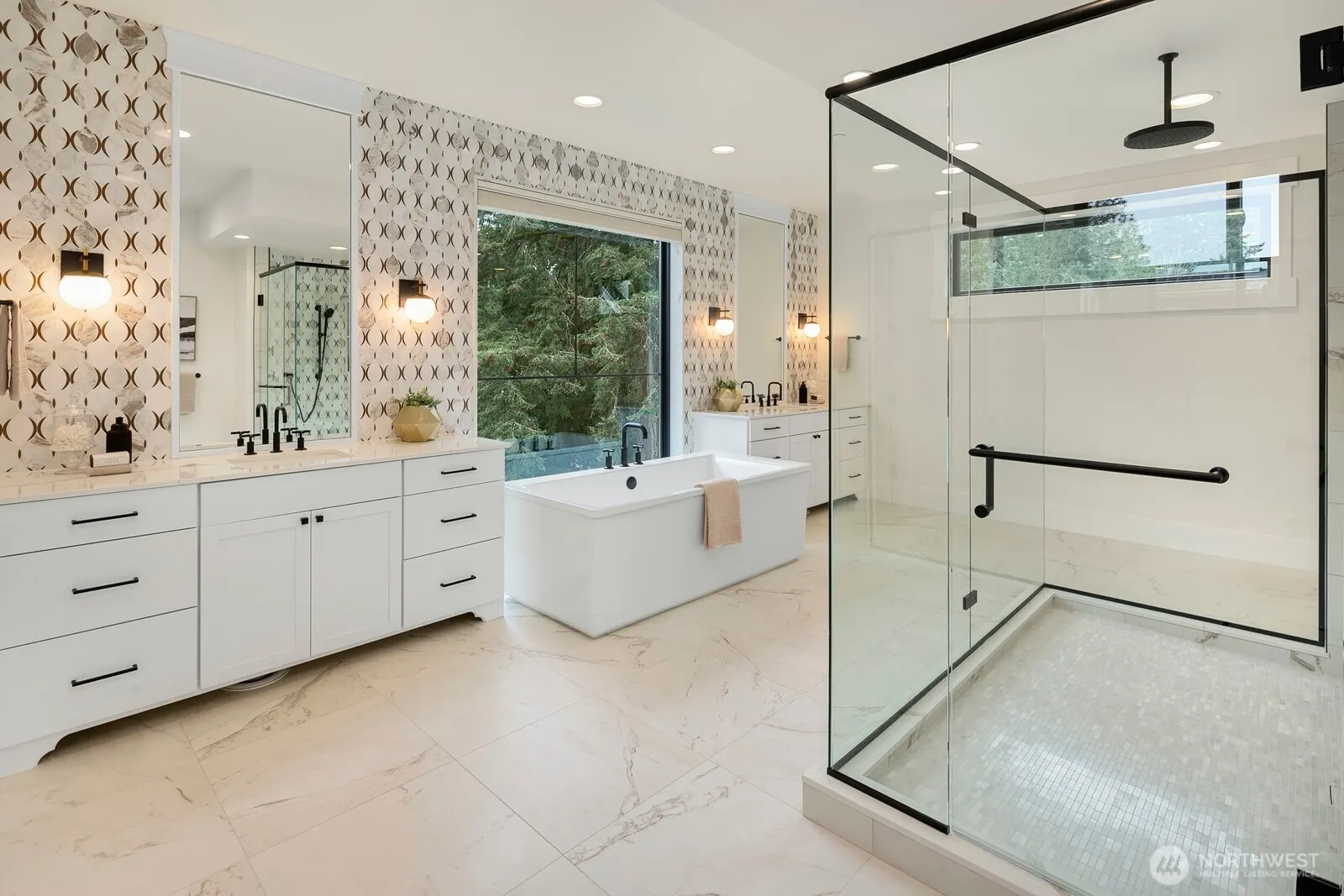 10906 SE 28th Street , Bellevue, WA 98004