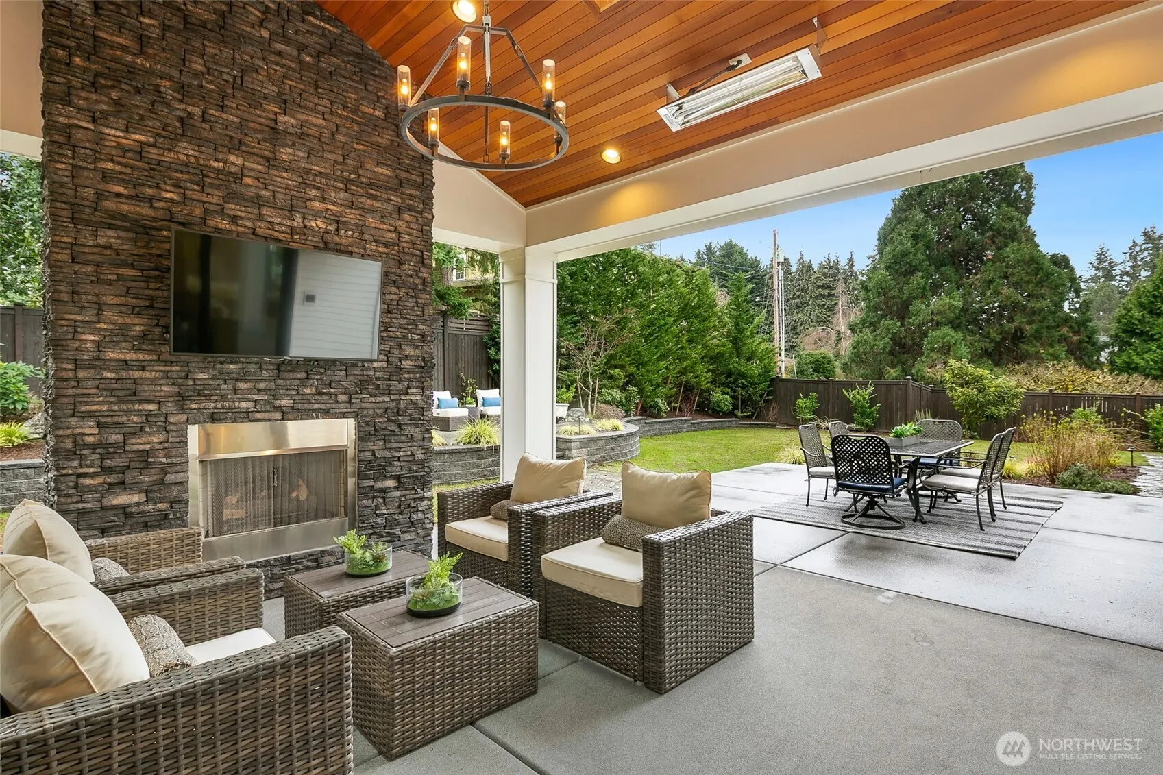 10906 SE 28th Street , Bellevue, WA 98004