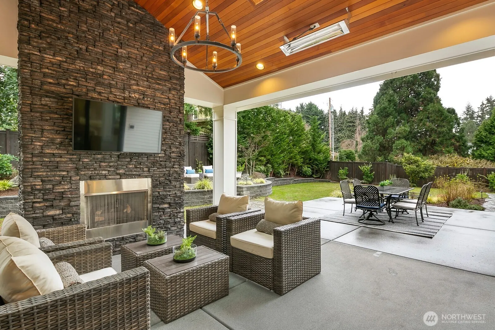 10906 SE 28th Street , Bellevue, WA 98004