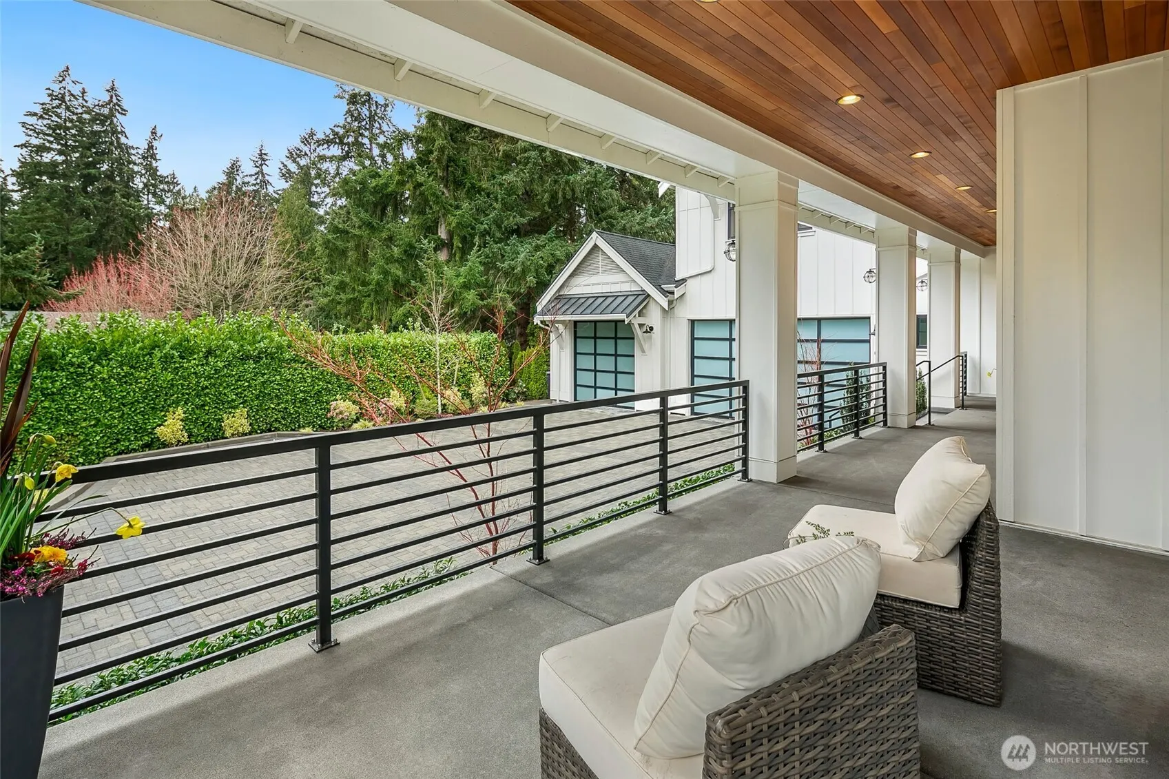 10906 SE 28th Street , Bellevue, WA 98004