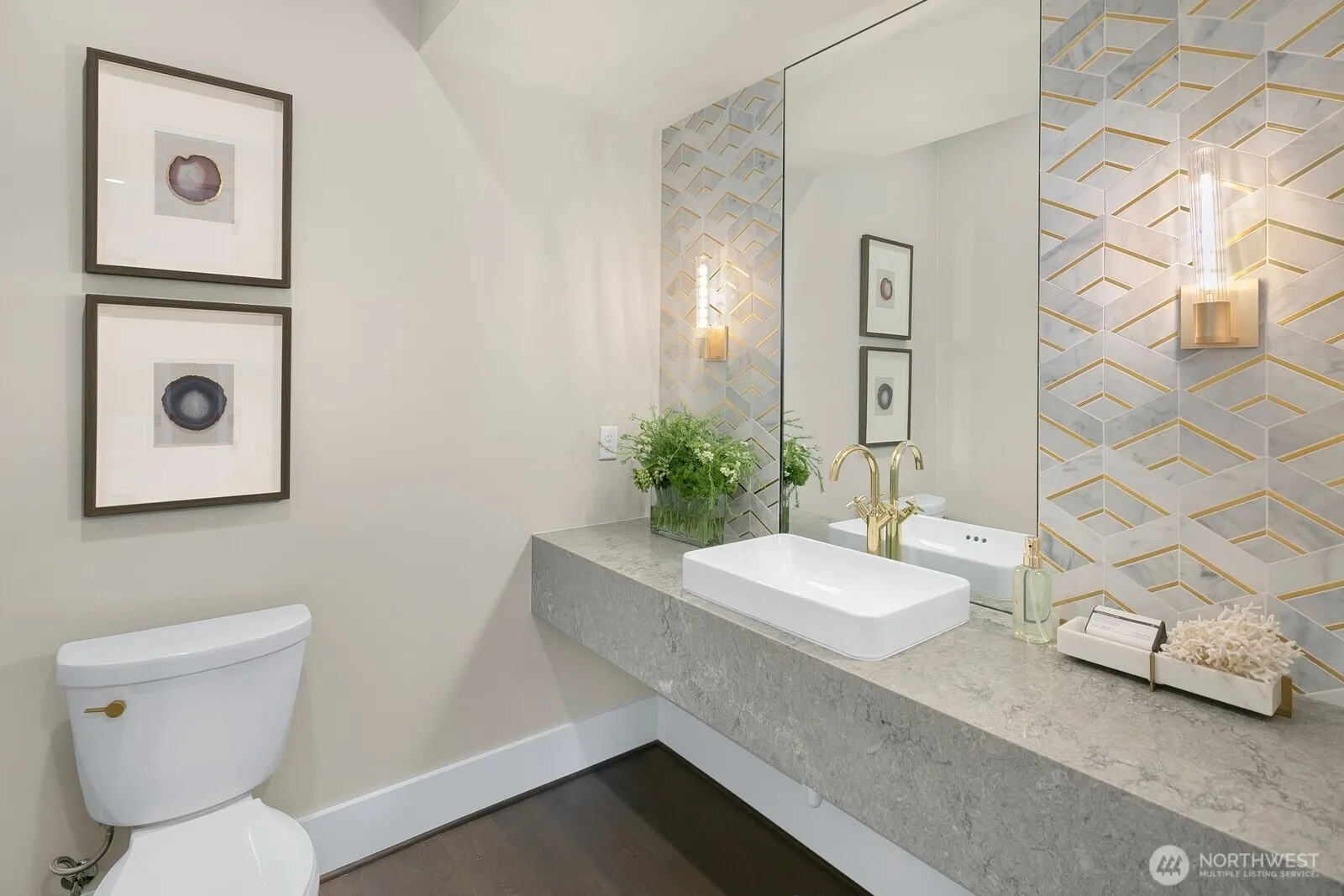 10906 SE 28th Street , Bellevue, WA 98004