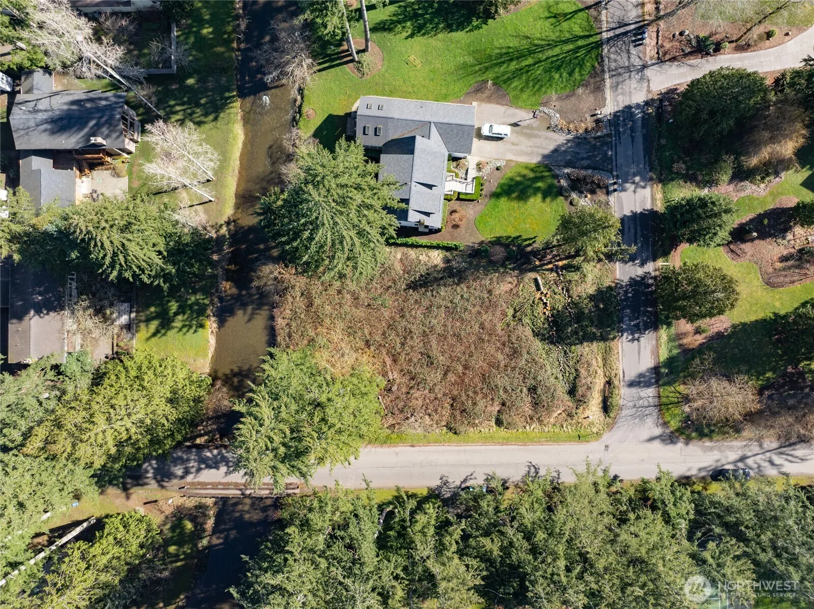 420 SE Sycamore Lane , Issaquah, WA 98027