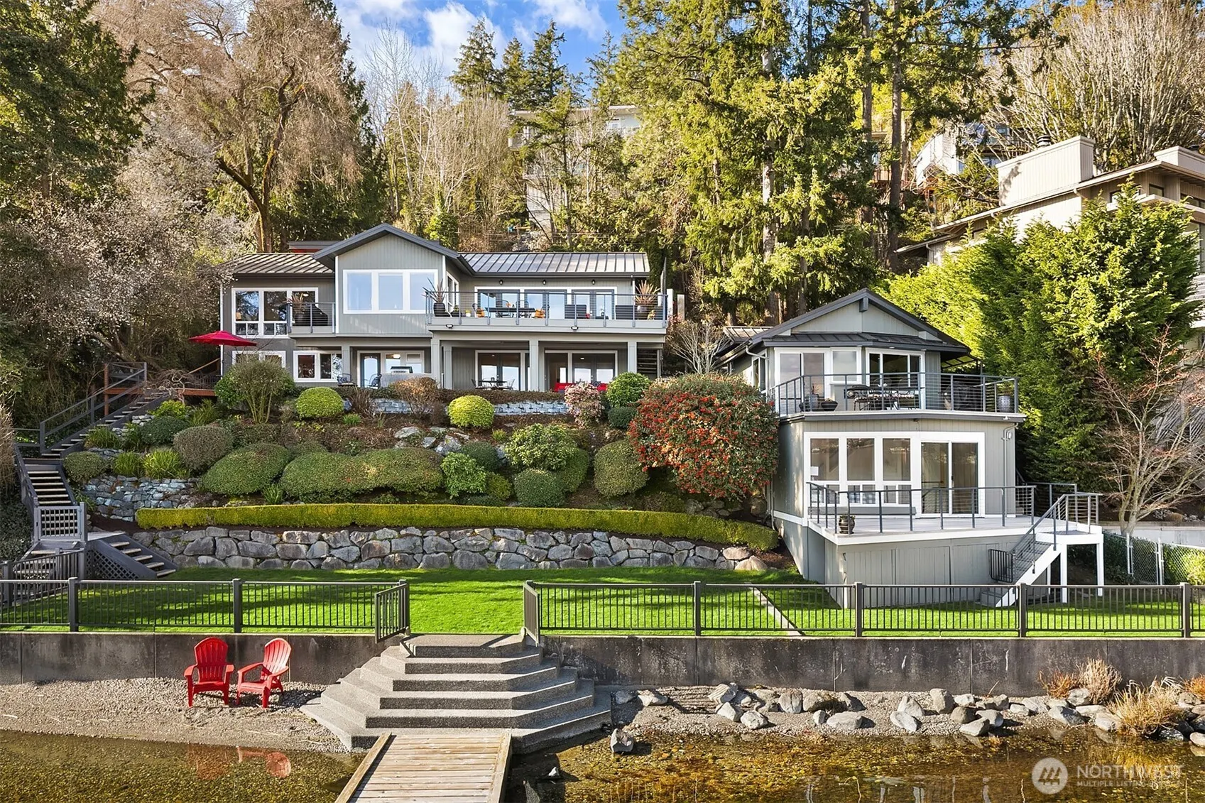 650 Lake Sammamish Lane NE, Bellevue, WA 98008