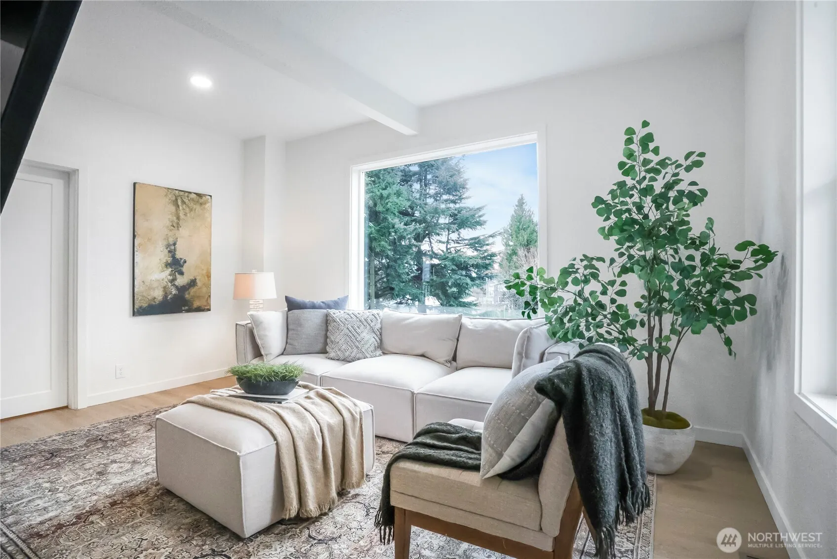11853 12th Avenue S, Seattle, WA 98168