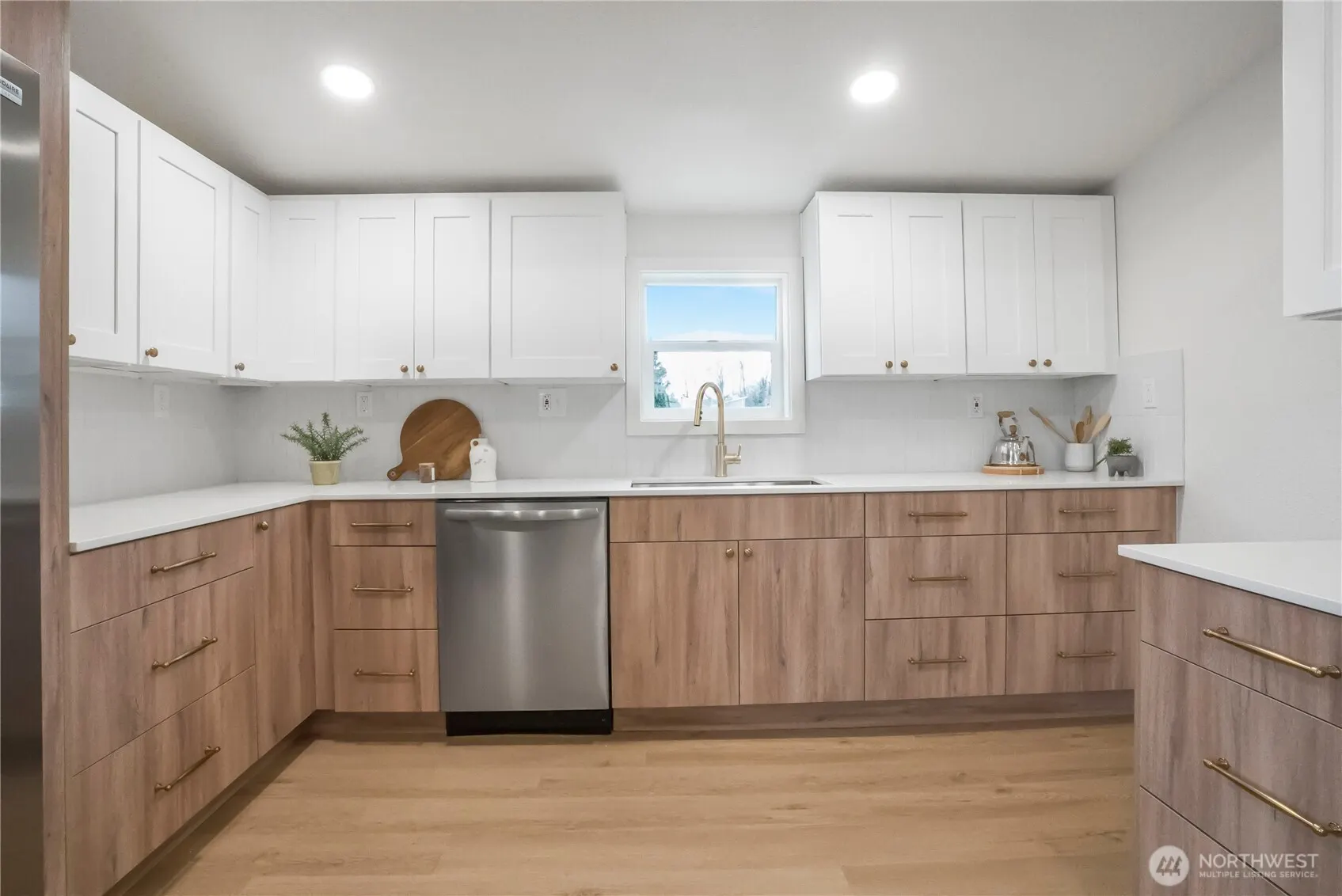 11853 12th Avenue S, Seattle, WA 98168