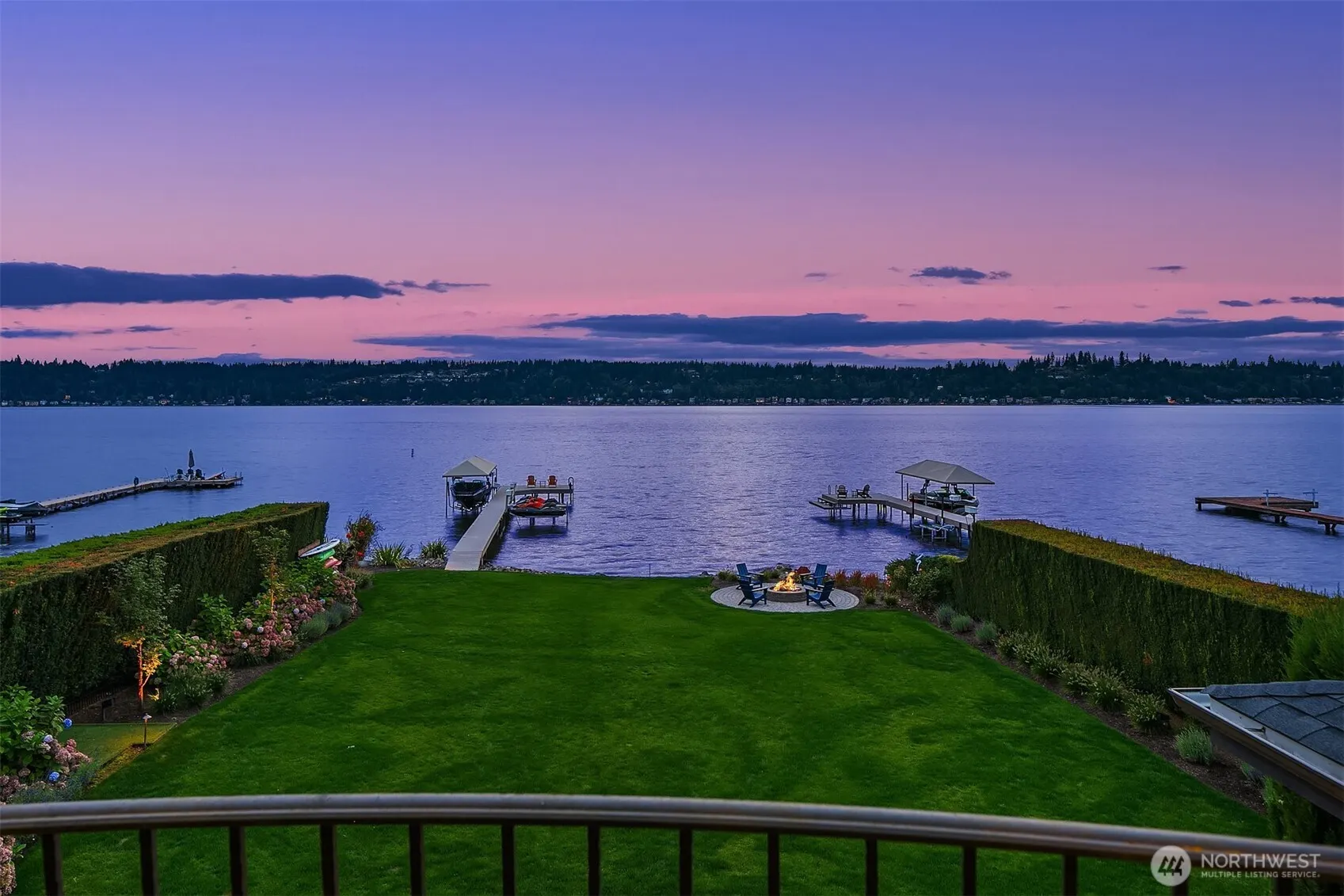 253 E Lake Sammamish Parkway SE, Sammamish, WA 98074