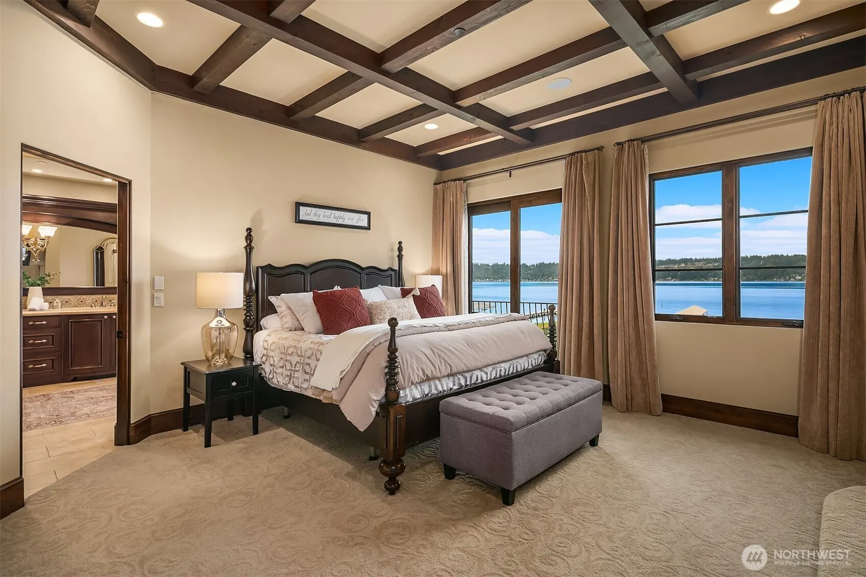 253 E Lake Sammamish Parkway SE, Sammamish, WA 98074