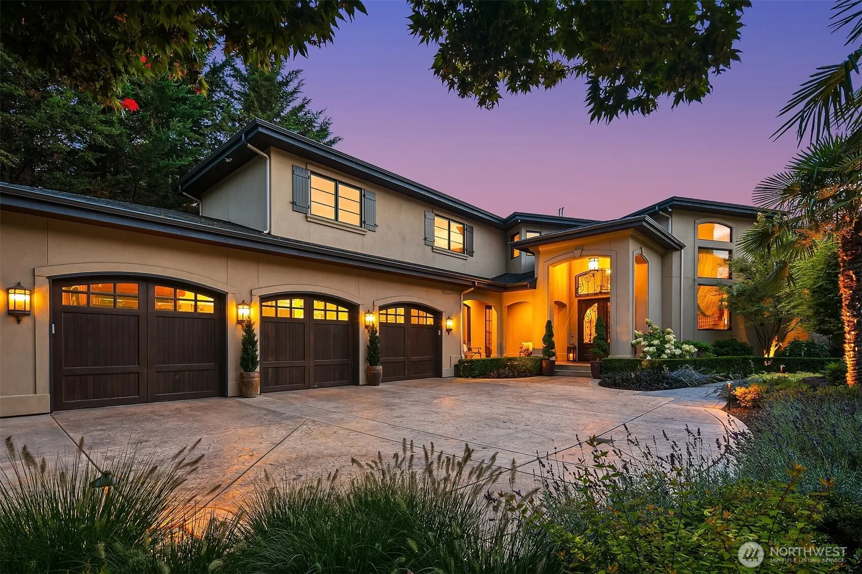 253 E Lake Sammamish Parkway SE, Sammamish, WA 98074