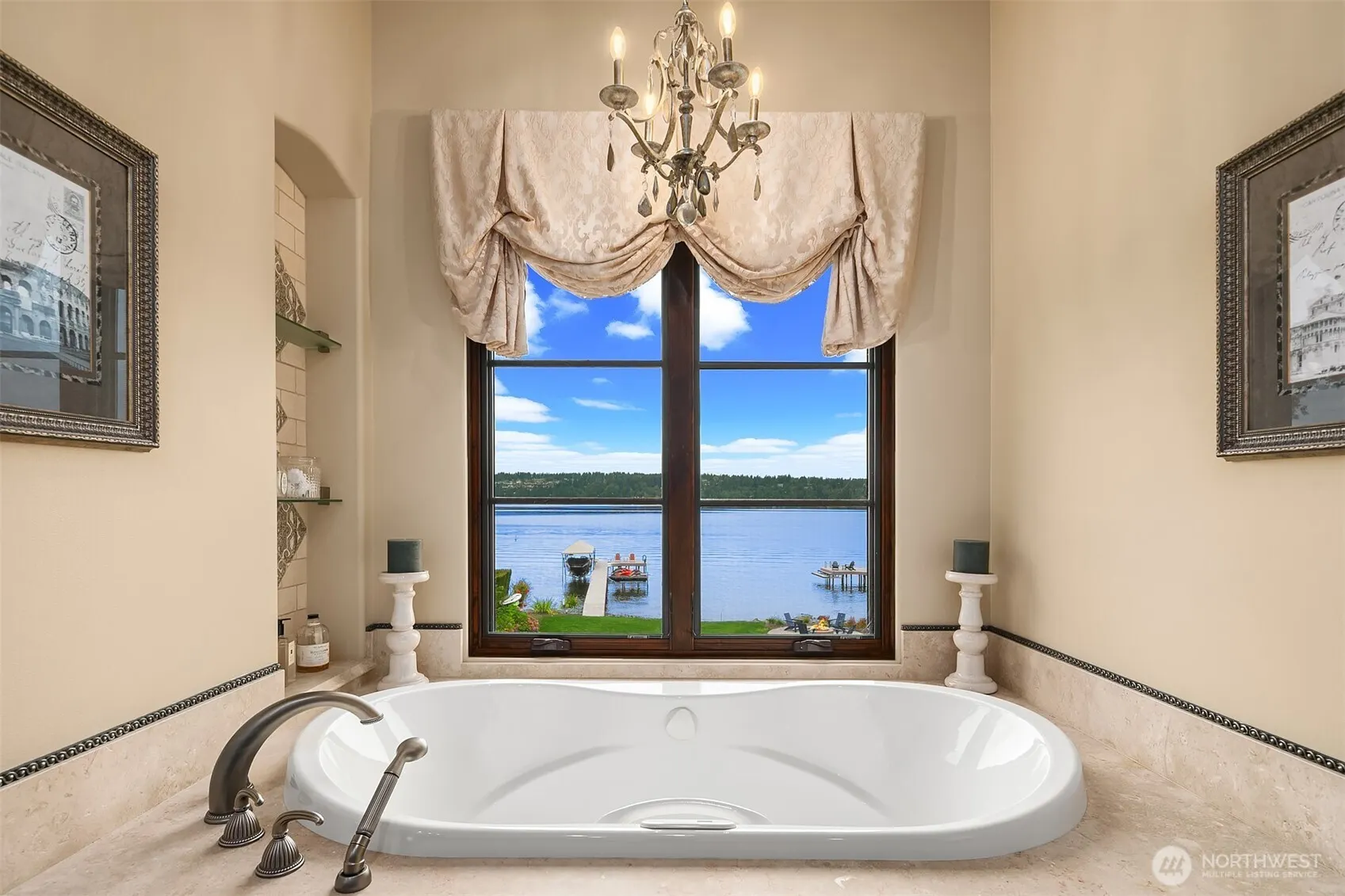 253 E Lake Sammamish Parkway SE, Sammamish, WA 98074